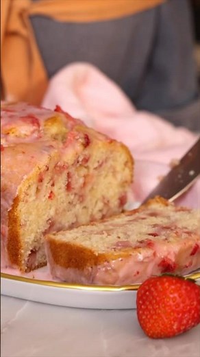 The Easiest Strawberry Bread!