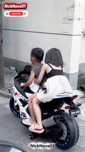 Riding with Style! 🏍️🔥 #Shorts#ktmlover#trending#top#vairl#fyp#dukelover#coupleriders#biklover