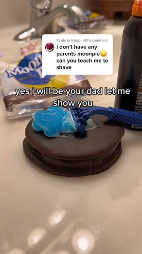 Replying to @kingpintttt I am your dad showing you how to shave using a MoonPie (do not eat a MoonPie you have shaved) #moonpie #shaving