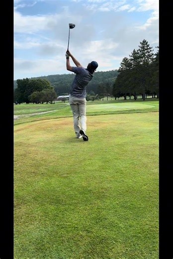 3 holes of apathetically average golf