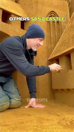Normie Sand Castle vs King of the Hill 👑