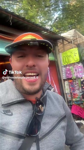 Las 23 el mejor ambiente #barrio la #merced Las #micheladas del barrio todos nuestros amigos de #tepito @eldiosdelasplayeras8.0