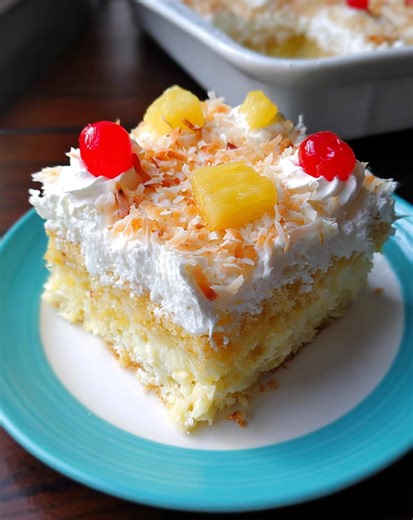 16K views · 37 reactions | A tropical treat that’s almost too easy to love! 便✨ This Hawaiian Pineapple Coconut Poke Cake is ultra-moist, sweet, and loaded with sunny island flavor — the perfect no-fuss dessert for parties, potlucks, or any time you want a taste of paradise  Recipe  | Donerecipe by Sarah | Facebook