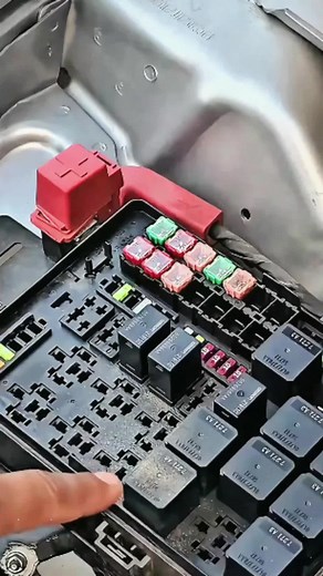 Ifyoucan'tlearntheworkingprincipleofrelays,thenit'sbetternottolearn#Relays#WorkingPrincipleofRelays#AutomotiveCircuits#AutoRepair#RelayTesting#GoodHelperforLife#AutomotiveRelayTester#DailyLifeofRepairers#AutoRepairTools#tiktokmademebuyit