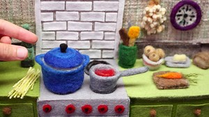 Pasta with Red Sauce, a felted stop-motion animation
