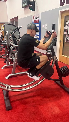 Make sure to keep your core tight while using the Ab Coaster CS3000! #theabscompany #coreworkout #abcoastercs3000 #gymtok #abtraining