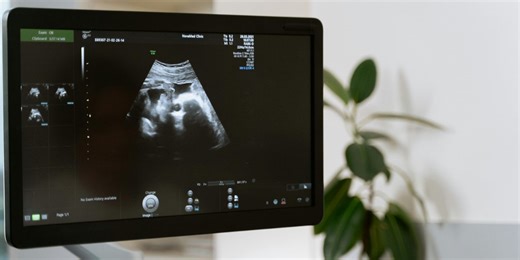 Postpartum Depression Linked to Emotional Overeating in Kids | Neuroscience