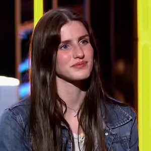 Abi Carter had the best reactions during results! 😱💙 | American Idol