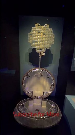 Comet Dust Flight? #avgeekoftheweek #spacetechnology #flightworld #aviationhistory #spaceresearch