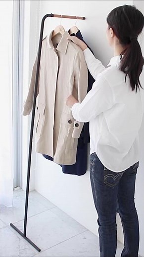 Flexible extra storage with a leaning coat rack