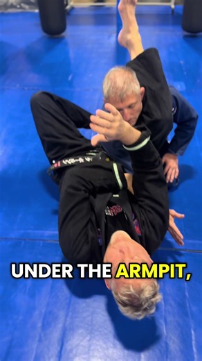 Armpit Armbar from the Triangle position - Enrolling Now!! ☎️ 714-726-0134 💻 Cswfullerton.com 📧 cswfullerton@ghttps://www.youtube.com/channel/UCznieQn_Zim1Q1mvJH51T0Q?sub_confirmation=1mmail.com Sign up for our 🎓 Online University at www.erikpaulson.com - #csw #mma #bjj #grappling #wrestling