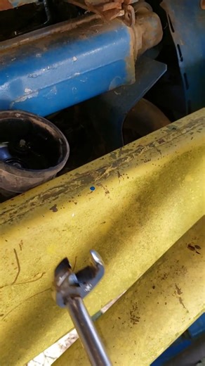 Ford 4000 carb gas line tip #tractors