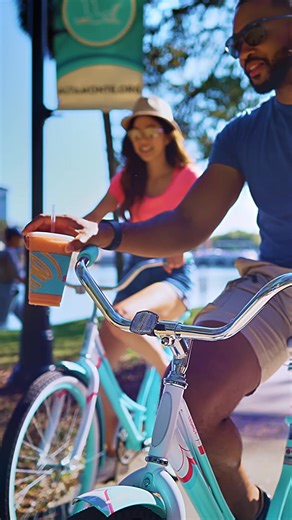 Made fresh, blended to order. Support your local Planet Smoothie and fuel up with real fruit and antioxidant-rich ingredients. Fuel for your best days. | Planet Smoothie