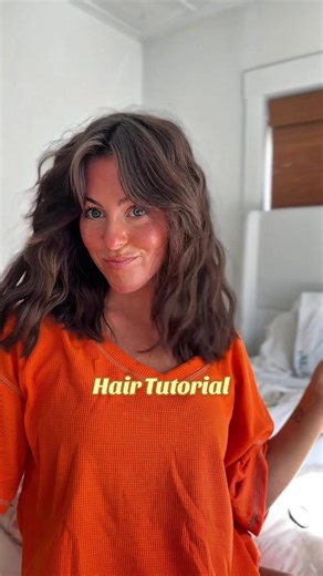 Cutesy hair tutorial for the girlies. 🤪 #wavyhair #hairtutorials #beauty