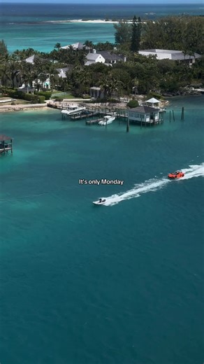 It’s only Monday 🏝️ #rusatthegirls #trend #nassau #bahamas