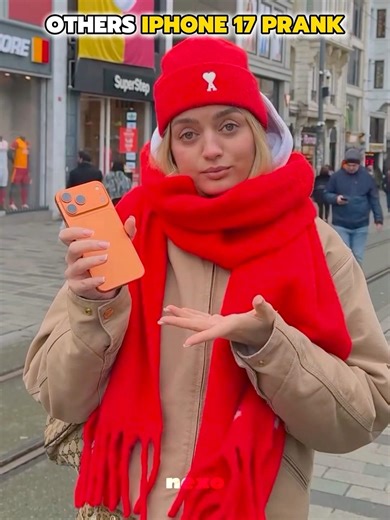 Others IPhone 17 Prank vs LEGEND.. 😨 #shorts