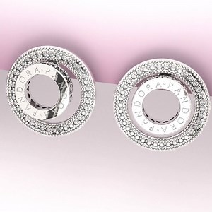 1.3K views · 50 reactions | One set of earrings, worn five ways. Our new PANDORA Logo Signature Stud Earrings are designed to be versatile, so you can create the perfect accessory ✨ #PANDORA #PANDORASignature | York Jewellers | Facebook