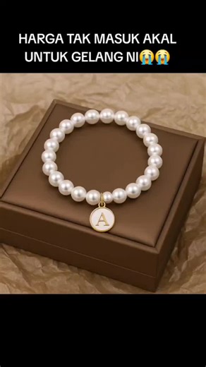 Stunning Pearl Jewelry and Bracelet Collection