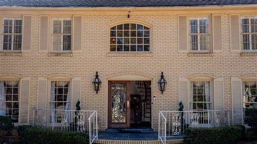Bobby Bowden home auction winner set to close as family reflects