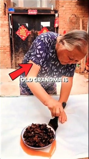 This 89yo Grandma is a LEGEND! 😳 #FastTake #Art #Viral