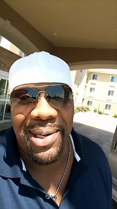 What it do all my Wendell B fans and Friends Had a awesome time in Springfield and Peoria so Decatur Illinois I'm on my way November 3 ill will be there until then get you some Wendell B at WendellBsounds.com | WENDELL B