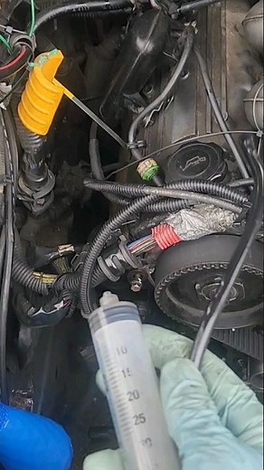 low engine compression testing technique. Finding the cause QUICK