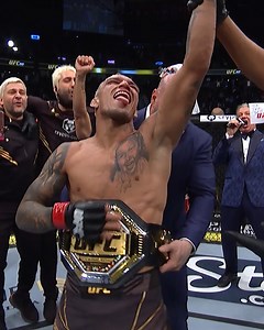 600K views · 16K reactions | 2021 was a year to remember for UFC lightweight champion Charles Oliveira  [ #UFC274 | Sat. May 7 |  Footprint Center | Tickets Use Code 'UFCSOCIAL' | ufc.ac/3NeSmi0 ] | UFC | Facebook