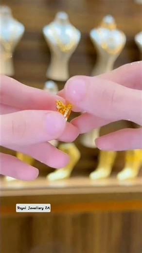 Elegant Royal Gold Ring ✨ Timeless Luxury Jewelry Design #gold #fashion #wedding #jewellery #foryou