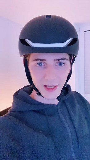 #Werbung Check out my new LUMOS MATRIX HELMET @lumos_helmet #matrix #lumoshelmet #beseenbesave