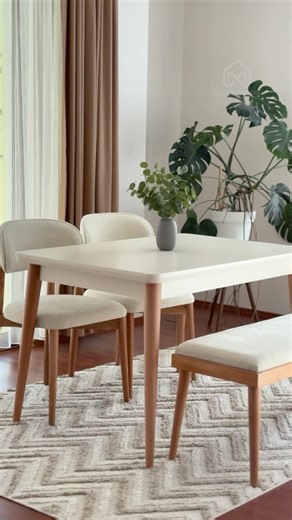 MAQ Home on Instagram: "• MARTİS LAKE Yemek Masası TKM, ahşabın doğal görünümü ile yaşam alanınıza sıcacık, doğal bir görünüm katacak. Tarzının doğal ve nostaljik görünümünü ve en iyi şekilde yansıtan ürün grubu, açık renkli yapısı ile mekanlara aydınlık bir görünüm de katıyor. • Açılır ve sabit alternatifi ile farklı kullanım ihtiyaçlarına cevap veriyor. Deneyim Merkezleri: • Ümraniye Dudullu Deneyim Merkezi. • Beylikdüzü Self İstanbul Deneyim Merkezi. • Pendik Varyap Plaza Deneyim Merkezi. • K