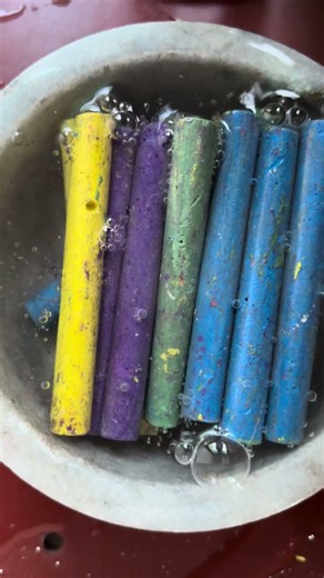 satisfying chalk dipping into water ASMR sounds 1 3