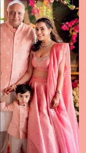 nisha agarwal family 🥰😍💥#viral #love #shorts#family#wedding #marriage