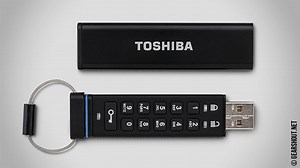 Toshiba представила новый USB флеш-накопитель с кодовым замком