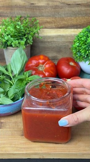 Homemade Tomato Sauce Recipe