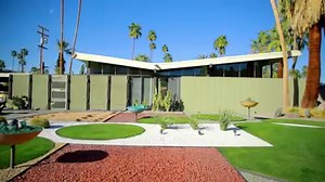 Need an escape from the hustle and bustle of Los Angeles? Why not spend a luxurious long weekend in Palm Springs! From shopping to hiking, here are five destinations around the Greater Palm Springs area that aren’t to be missed. http://bit.ly/2HUnLVA #ad from Palm Springs Oasis | ABC7