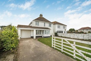 Check out this 3 bedroom detached house for sale on Rightmove