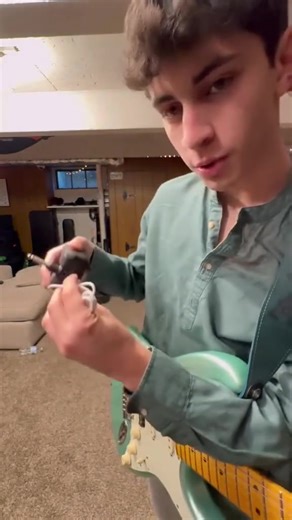  Mini Draagbare Gitaarversterker - Krachtig & Compact 【...