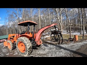 Using a 3 point Log Grapple on the Kubota M6060.
