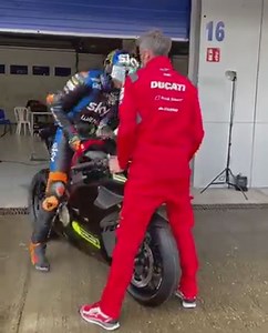 49M views · 179K reactions | Sound up! It’s Luca Marini LM97 Official’s turn to test out his new #PanigaleV4 #DucatiTeamBuilding | Ducati | Facebook