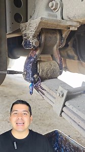 Engrasado de suspensión #mecanicoenapuros #automobile #reparaciones #mecanicos #tips #gracias | Mecánico en Apuros