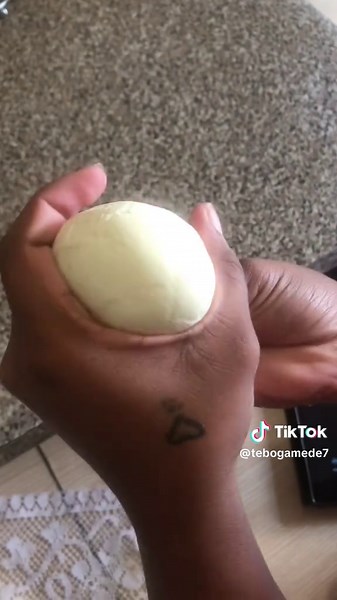 Making Mozzarella From Scratch With Two Simple Ingredients