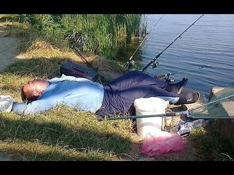 Рыбалка это отдых! Пьяные на рыбалке // Приколы на рыбалке ТРОФЕЙ