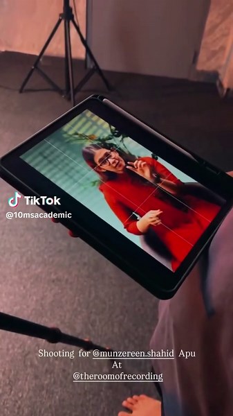 10 Minute School Studio: Engaging Learning Experience