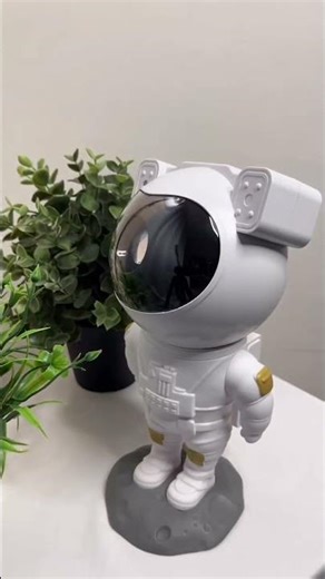 Astronaut Galaxy Projector Night Light – 360° Rotating Nebula Star Projector with Remote Control