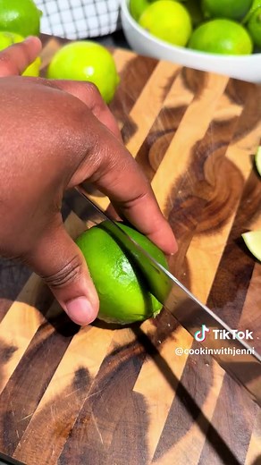 Creamy Brazilian Lime Lemonade Recipe 🍋‍🟩
