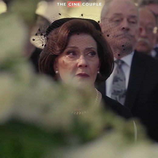Richard Gilmore Funeral: When Does Richard Gilmore Die in Gilmore Girls?