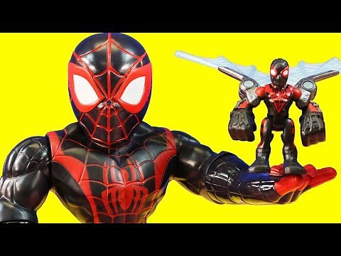 Kid Arachnid Turns Mega Size & Rescues Superhero | Spider-man Climbs Wall