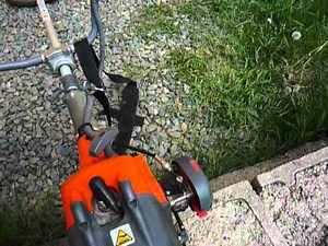 Jak nastartovat - opravit sekačku, křovinořez. 1