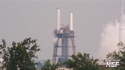 144K views · 806 reactions | A Raptor engine experienced a massive failure on the tripod test stand at SpaceX McGregor minutes ago. It appears that the Ground Service Equipment (GSE) on the test stand was also damaged with secondary explosions being visible. Watch SpaceX engine testing LIVE on McGregor Live. The link to our 24/7 livestream is in the comments below!  | NASASpaceflight.com | Facebook