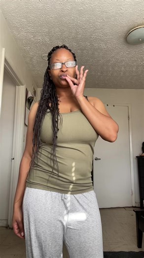 Ima sit back with a blun* #strut #challenge